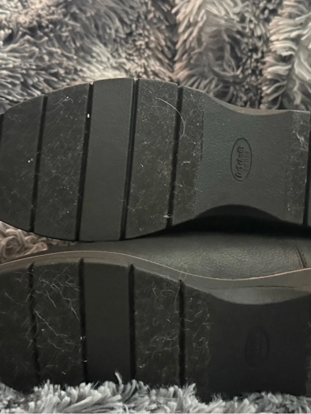 Dr. Scholl's Black Ankle Chelsea Boots - Picture 4 of 4